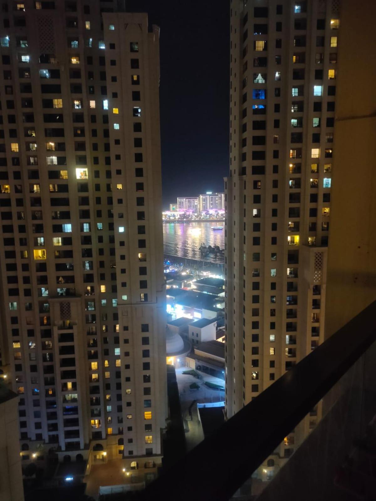 Ahlan New Horizon Marina Beach Jbr Dubai Exterior photo